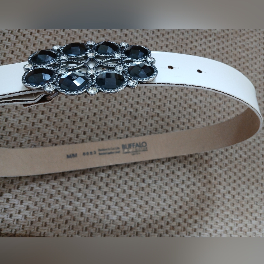 Buffalo White Leather Belt with Embellished Buckle - Picture 6 of 9